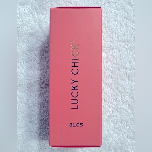 Lucky Chick Multi Stick Lip and Cheek in Lucky Life 8g BRAND NEW/SEALED - Picture 5 of 8